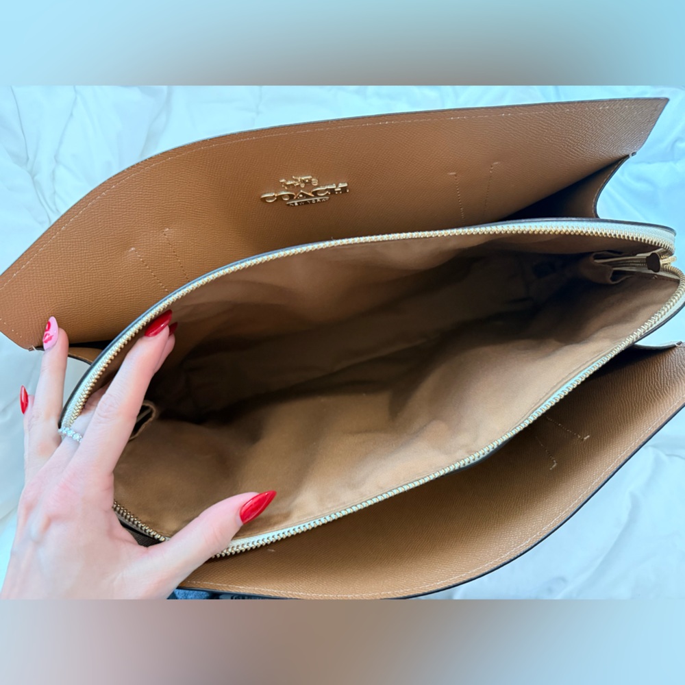Large leather Coach Tote - Picture 7 of 10